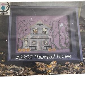 Thistles‎ Halloween #2202 Haunted House Cross Stitch Pattern Ghost Pumpkins Bats